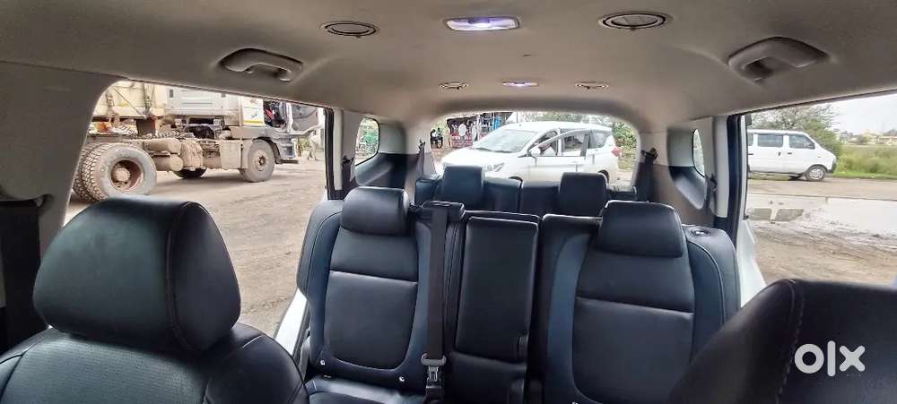 Kia Carens 1.5 Petrol Premium 2023