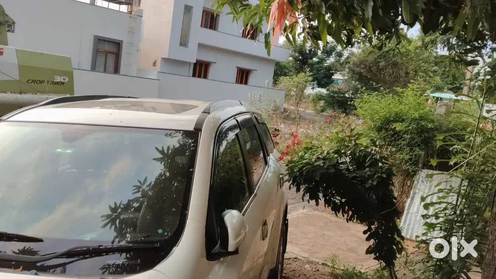 Mahindra Xuv500 W10 2019