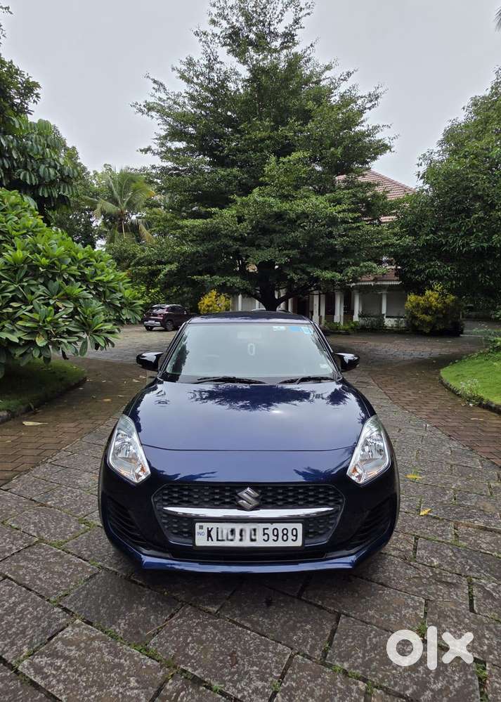 Maruti Suzuki Swift Vxi Optional, 2023, Petrol