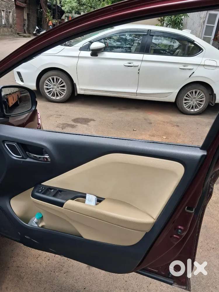 Honda City Petrol At 2018 Variant