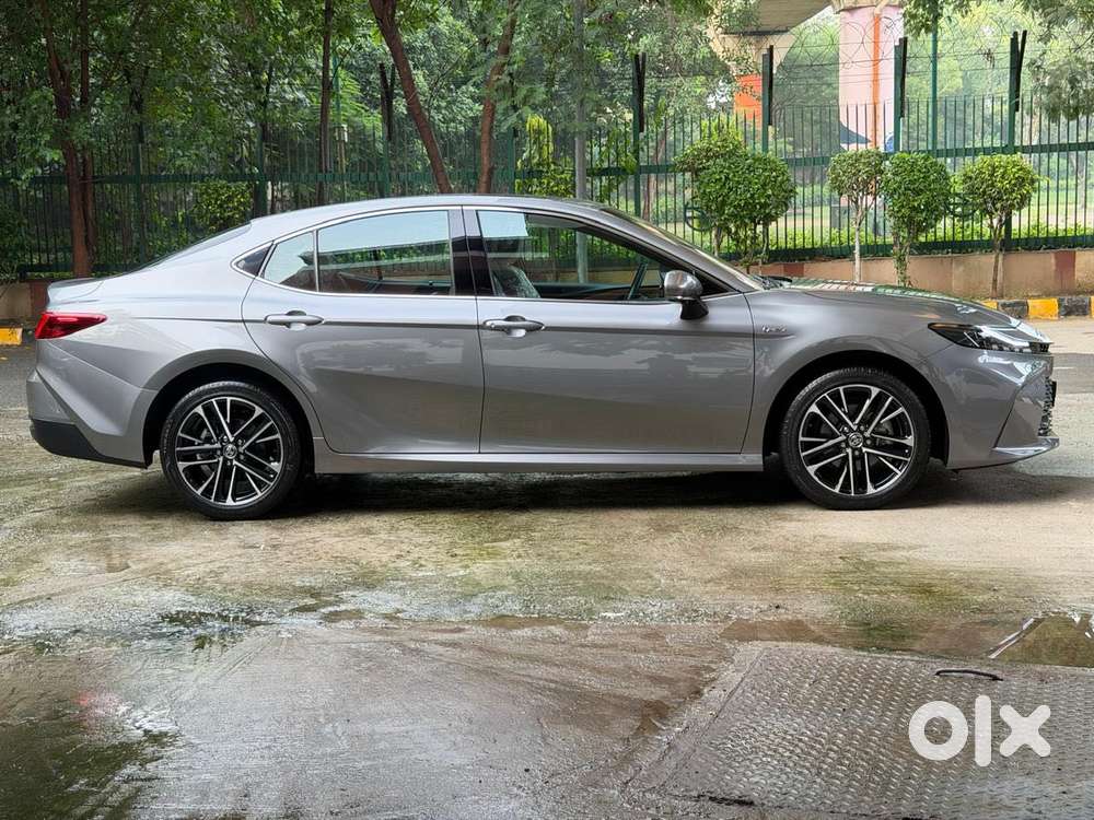 Toyota Camry 2.5 Hybrid, 2025, Cng & Hybrids