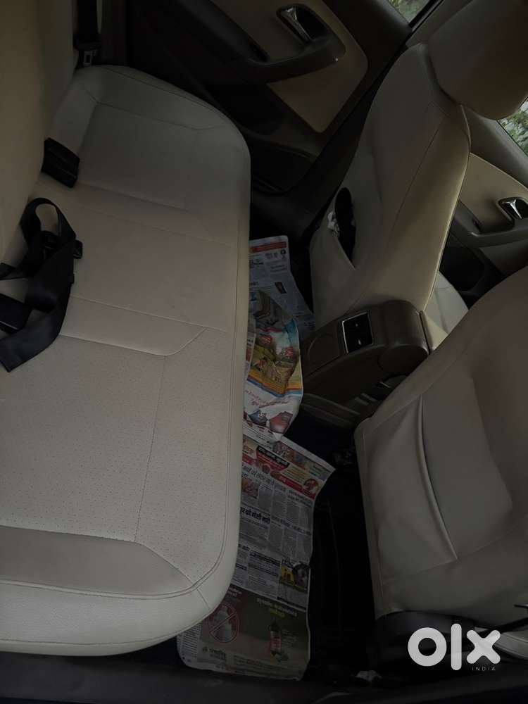 Skoda Rapid Petrol 2016