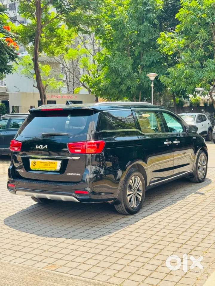 Kia Carnival Limousine, 2021, Diesel