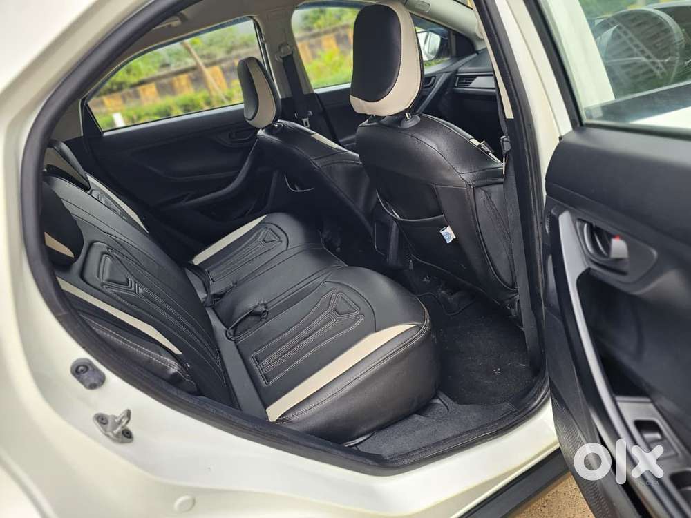 Tata Nexon Smart 1.2 Revotron Petrol 5 Mt, 2024, Petrol