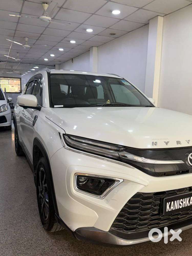 Toyota Urban Cruiser Hyryder 1.5 V Hybrid, 2024, Petrol