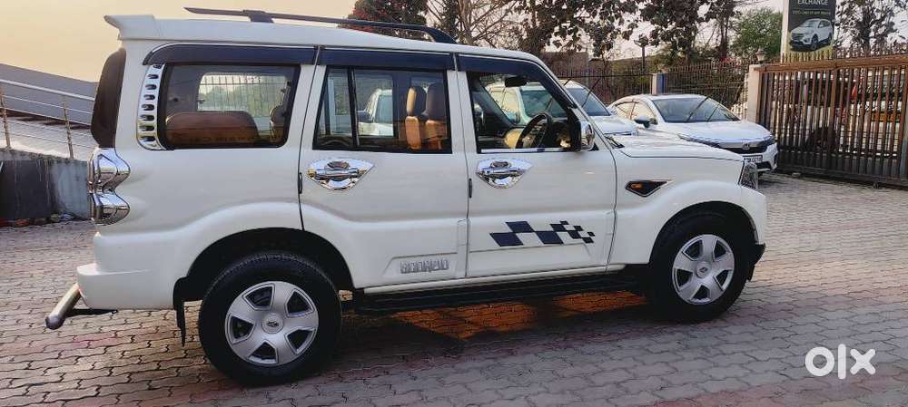 Mahindra Scorpio