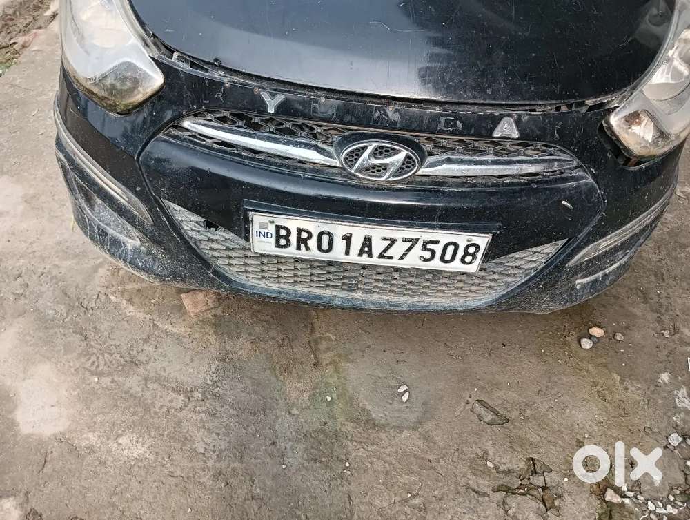 Hyundai I10 Era 2011 Km Driven 100000