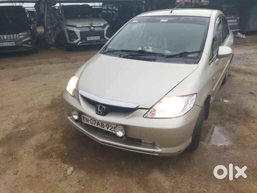 Honda City Automatic In Good Condition, All Four Tires Are 80% Tubeles