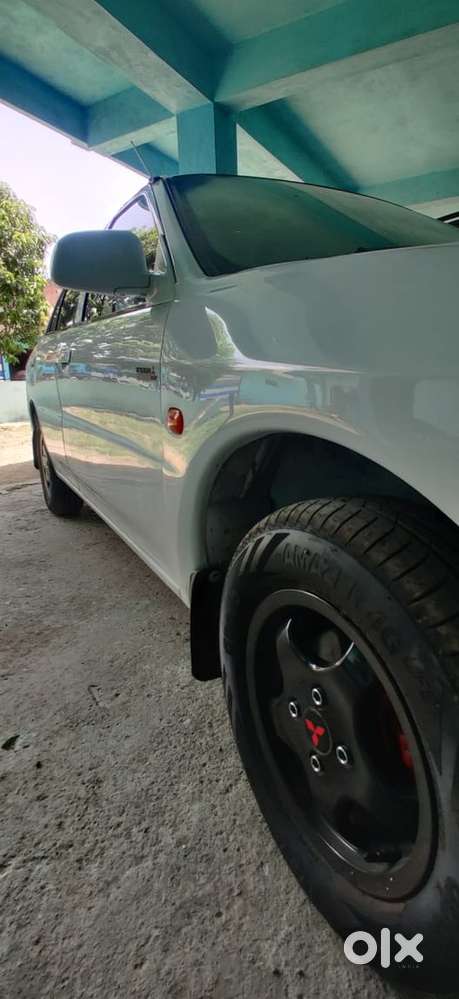 Mitsubishi Lancer Petrol 2012