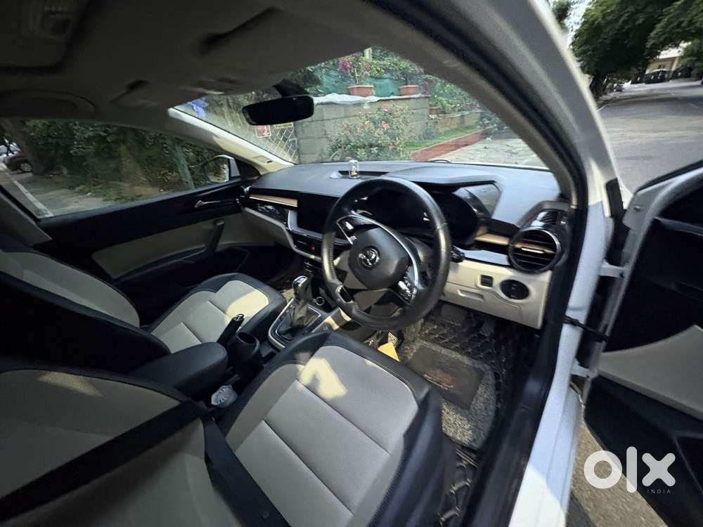 Skoda Slavia 1.5 Tsi Style At, 2024, Petrol