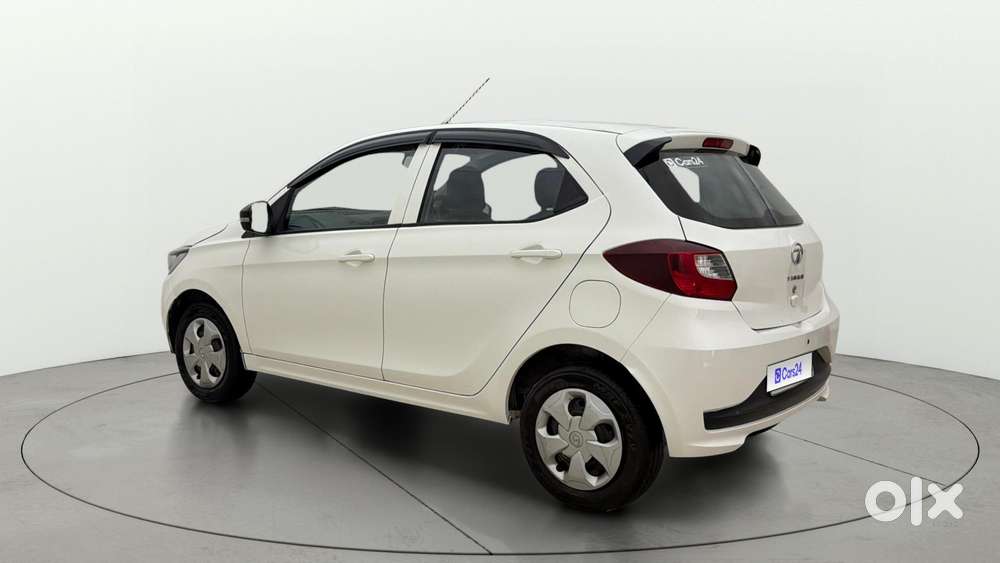 Tata Tiago 1.2 Revotron Xt Option, 2023, Petrol