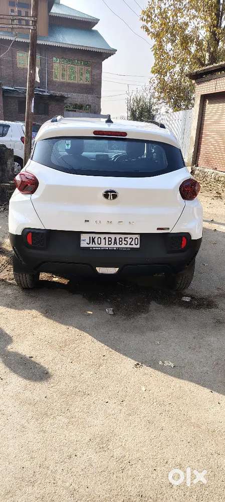 Tata Punch 2025 Petrol Well Maintained