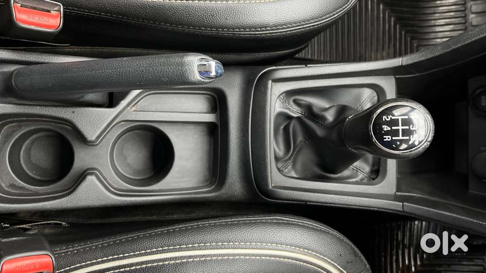 Maruti Suzuki Vitara Brezza Zdi, 2018, Diesel