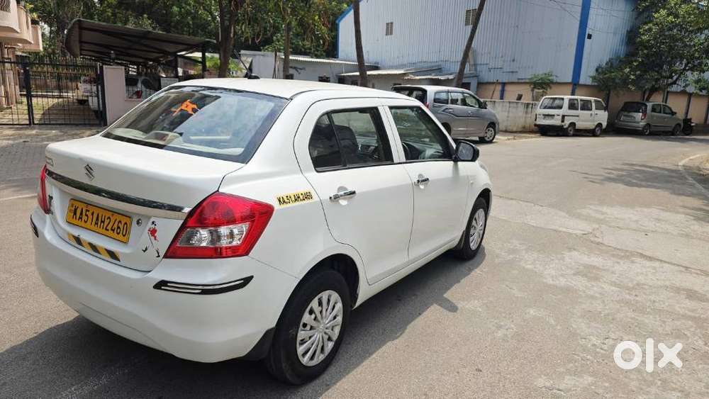 Maruti Suzuki Swift Dzire Vxi Optional, 2022, Diesel