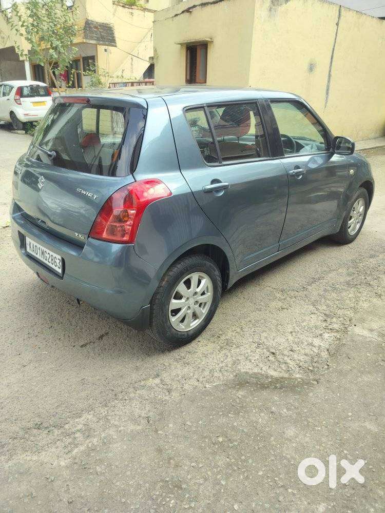 Maruti Suzuki Swift Zxi, 2010