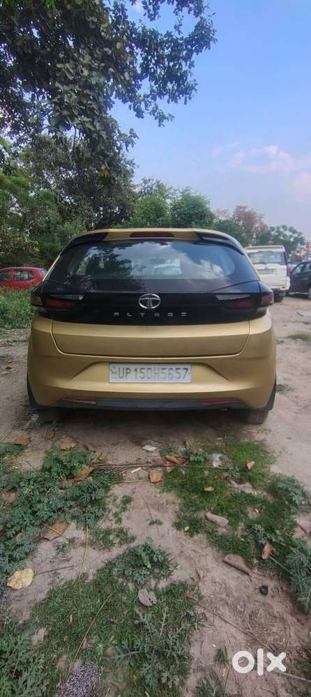 Tata Altroz 1.2 Xe, 2020, Petrol