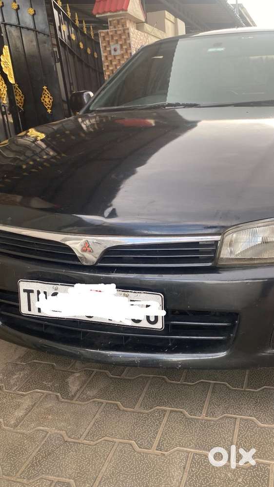 Mitsubishi Lancer Glxd 2002