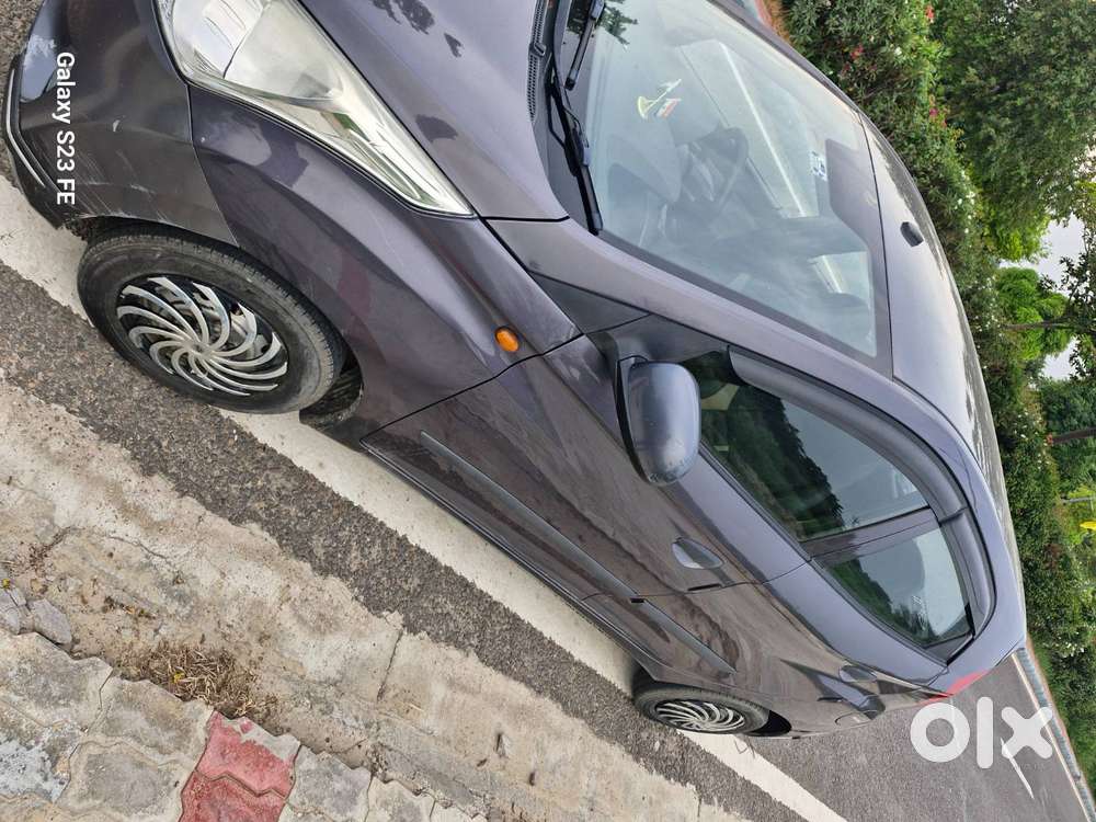 Hyundai Eon Era + 2015 Petrol