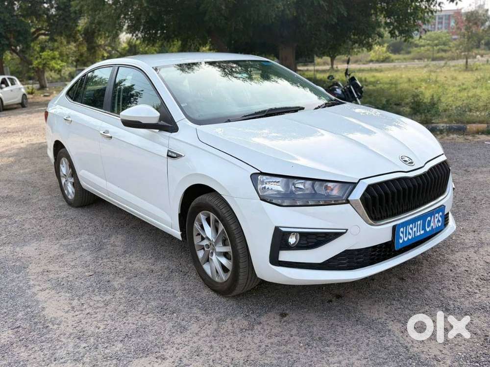 Skoda Slavia 1.0 Ambition Tsi, 2024, Petrol