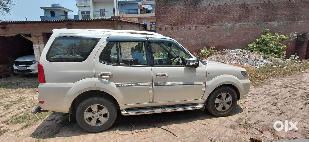 Dusri Le Li Hai To Use Kam Ho Paa Rahi Hai