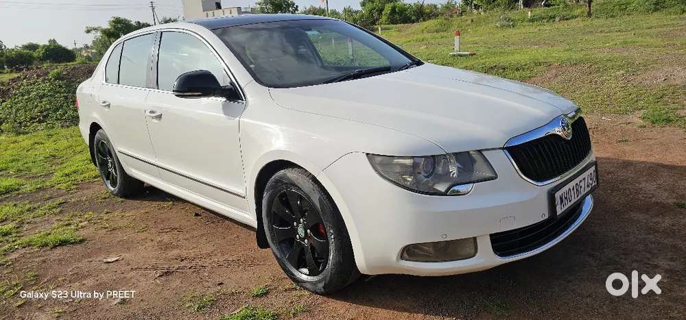 Skoda Superb Elegance 2012