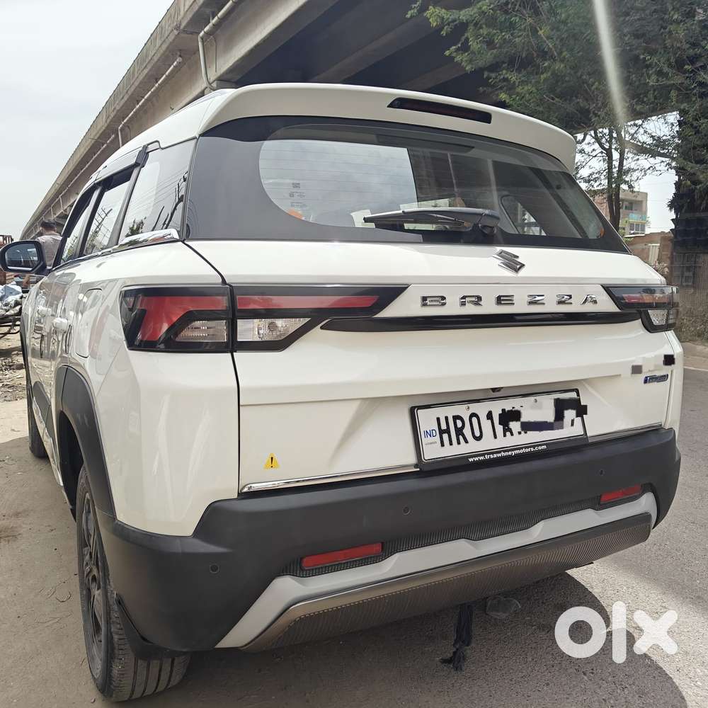 Maruti Suzuki Brezza 1.5 Zxi Smart Hybrid, 2022, Petrol