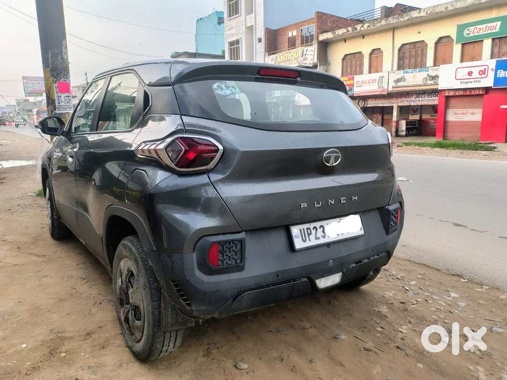 Tata Punch Rhythm 2022