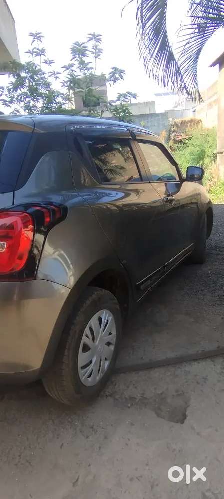 Maruti Suzuki Swift Vxi 2019