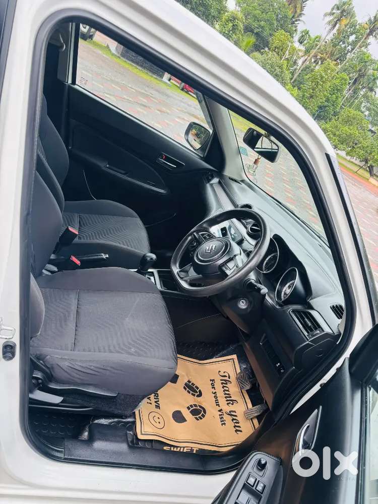 Maruti Suzuki Swift Vxi 2022