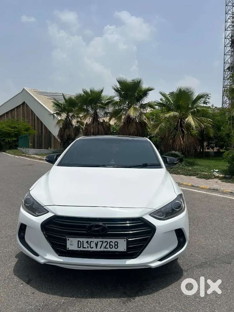 Hyundai New Elantra 2016 Petrol Manual 60500 Km