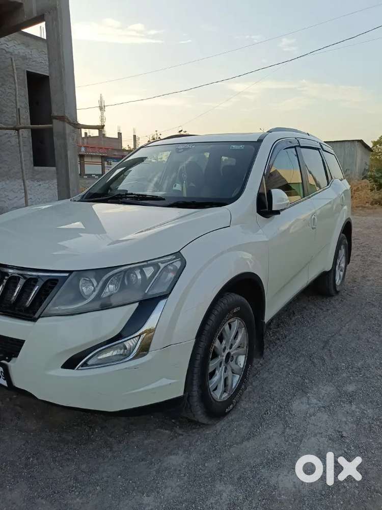 Mahindra Xuv500 2.2 W10 2wd 2015