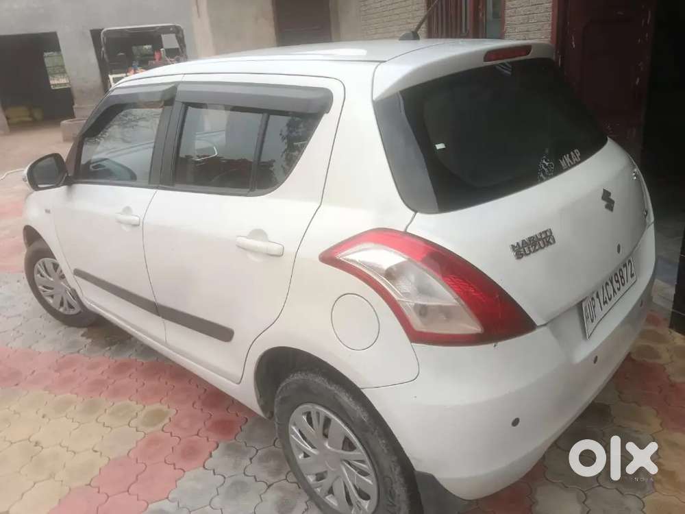 Maruti Suzuki Swift 2016 Diesel 104000 Km Driven
