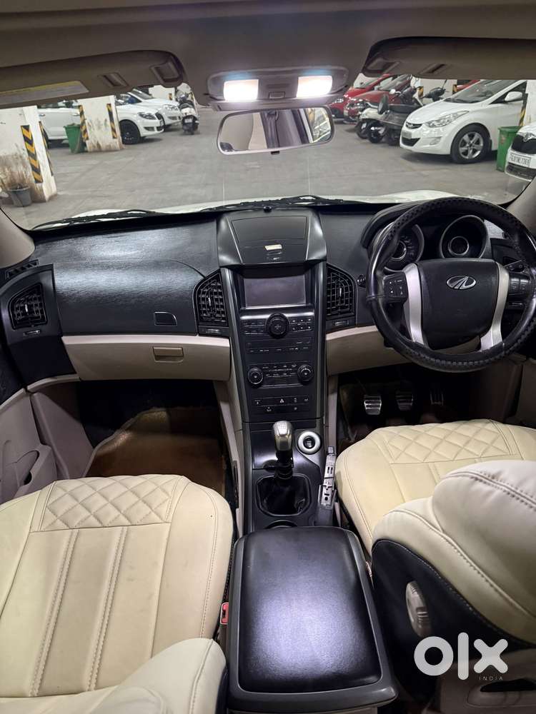 Mahindra Xuv500 2.2 W10 Sportz Edition Mt, 2017, Diesel
