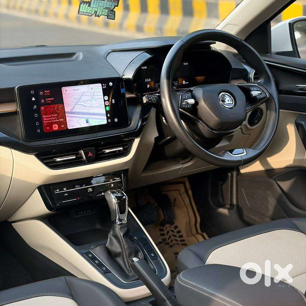 Skoda Slavia Style 1.0l Tsi At, 2024, Petrol