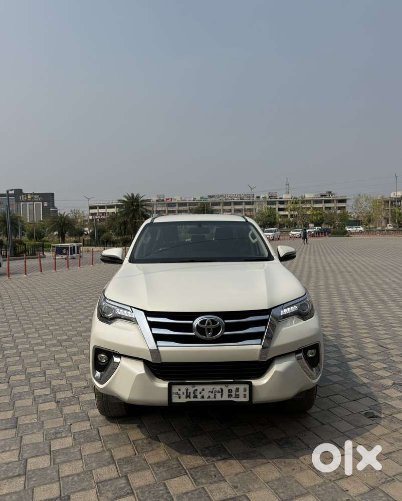 Toyota Fortuner 4x2 At 2.8 Diesel, 2020, Diesel