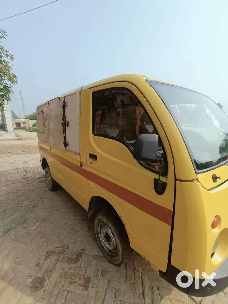 Tata Magic Model 2014