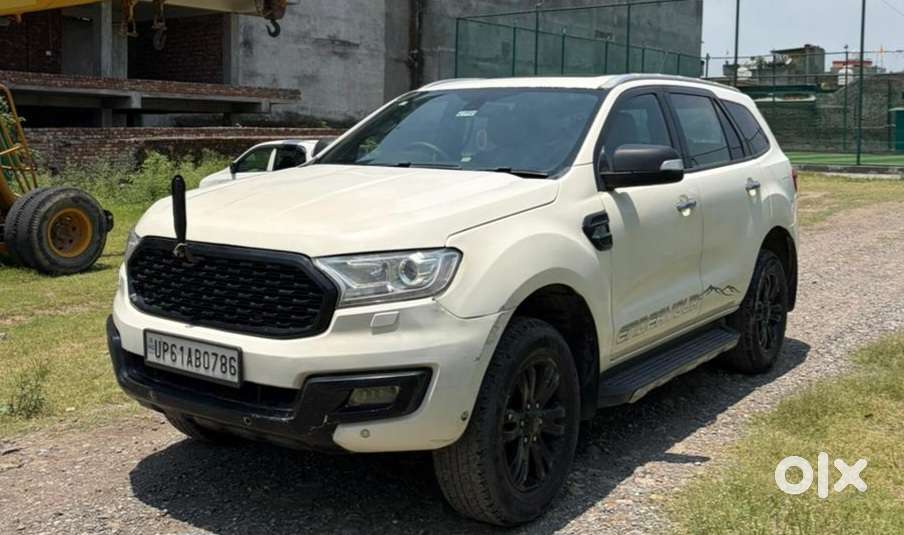 Ford Endeavour 3.2 Titanium At 4x4, 2016, Diesel