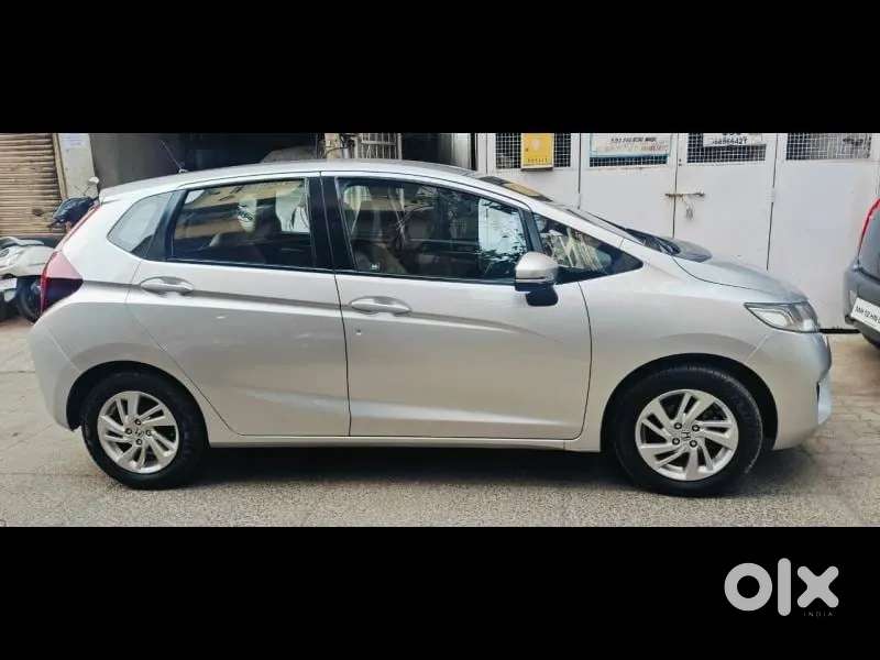Honda Jazz V Cvt, 2017, Petrol