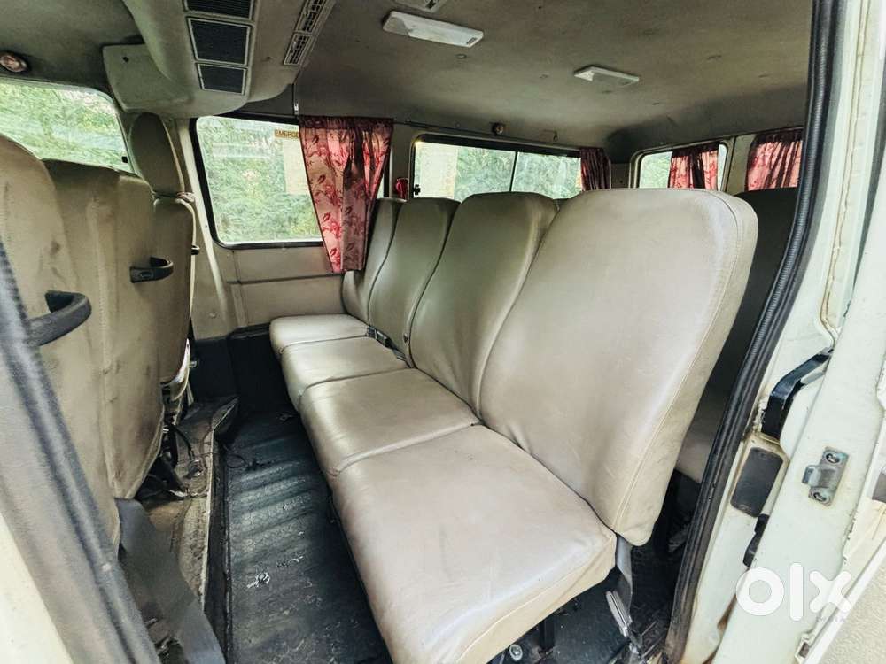 Tata Winger Deluxe - Flat Roof (ac), 2022, Diesel