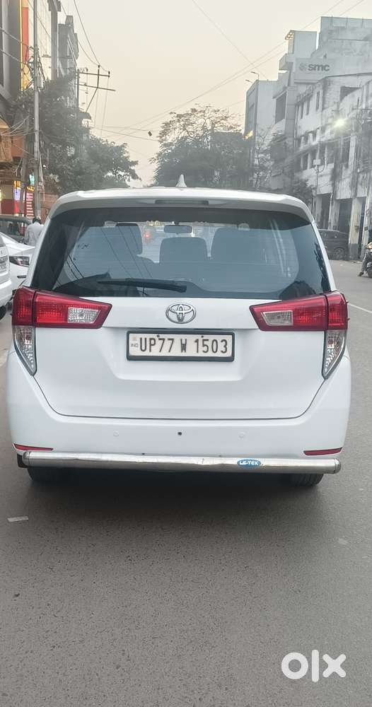 Toyota Innova Crysta 2.4 G Mt, 2017, Diesel