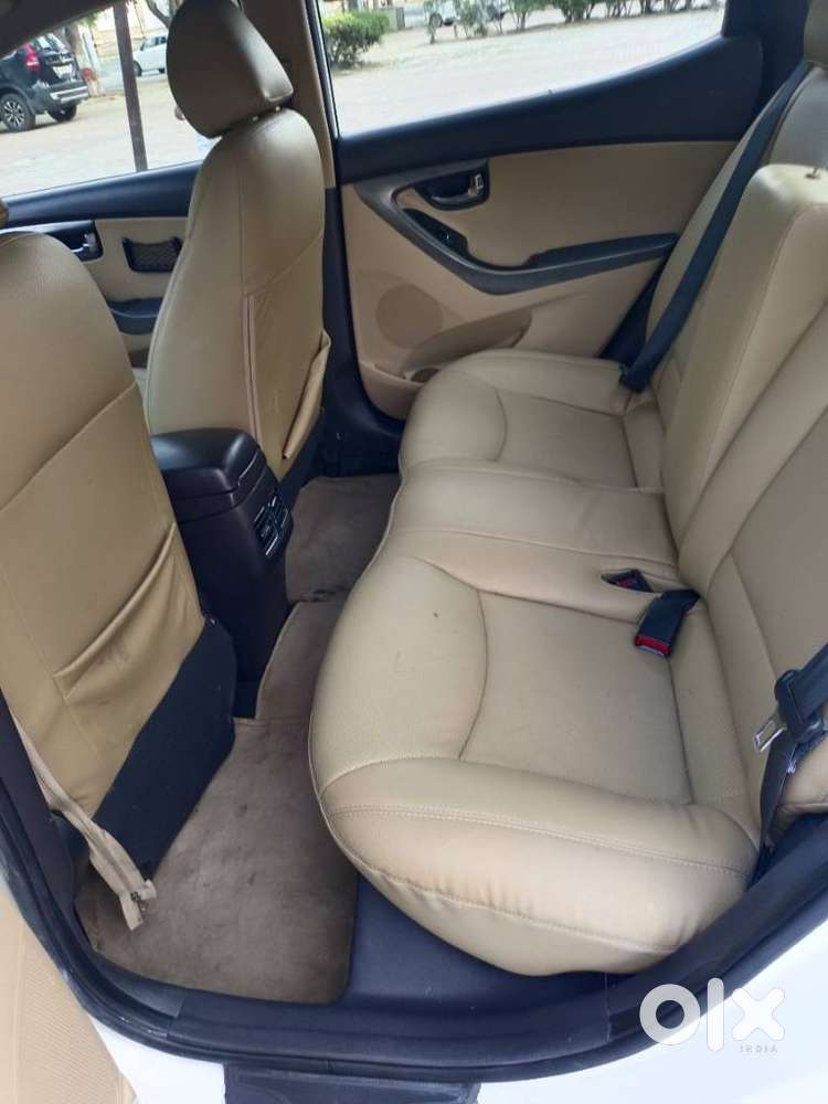 Hyundai Elantra 1.8 Sx Mt, 2012, Petrol