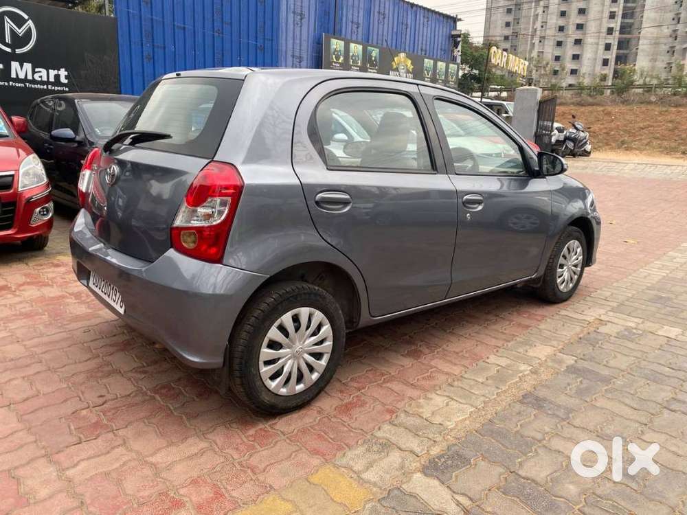 Toyota Etios Liva, 2017, Petrol
