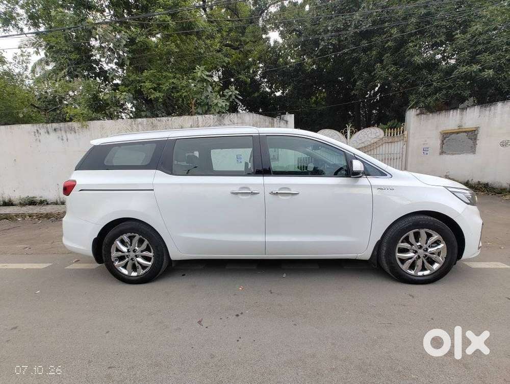Kia Carnival Limousine Plus 7 Str, 2019, Diesel