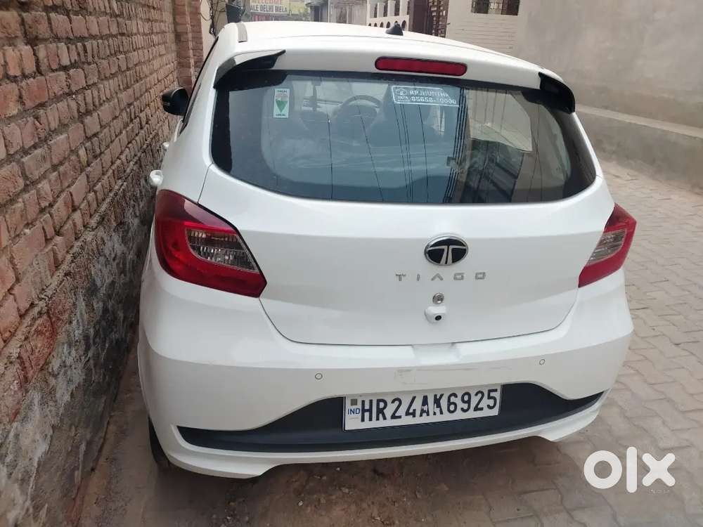 Tata Tiago 2025 Petrol 2500 Km Driven
