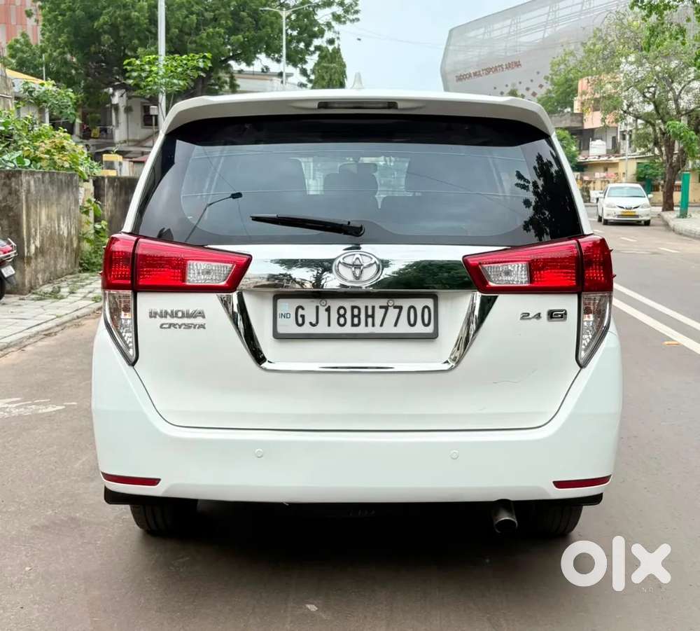Toyota Innova Crysta [2020-ongoing] 2.4 Gx 8 Str, 2017, Diesel