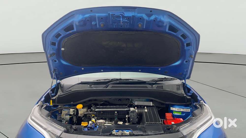 Tata Punch 1.2 Revotron Creative Amt Dual Tone, 2023, Petrol