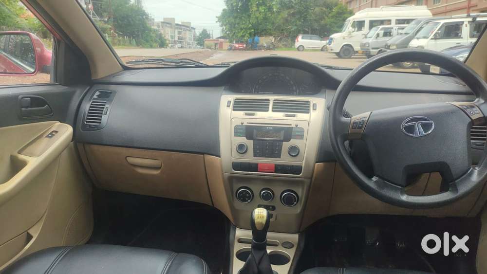 Tata Indica Vista Aura 1.3 Quadrajet (abs) Bs Iv, 2013, Diesel