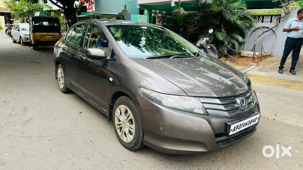 Honda City Petrol 2011 Variant