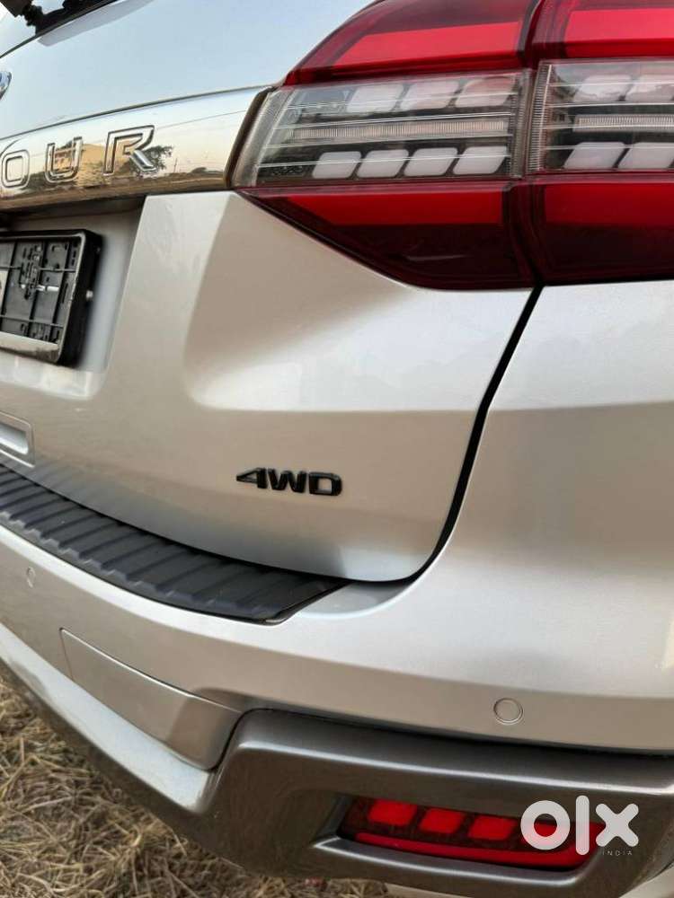 Ford Endeavour 3.2 Titanium 4x4 At, 2019, Diesel