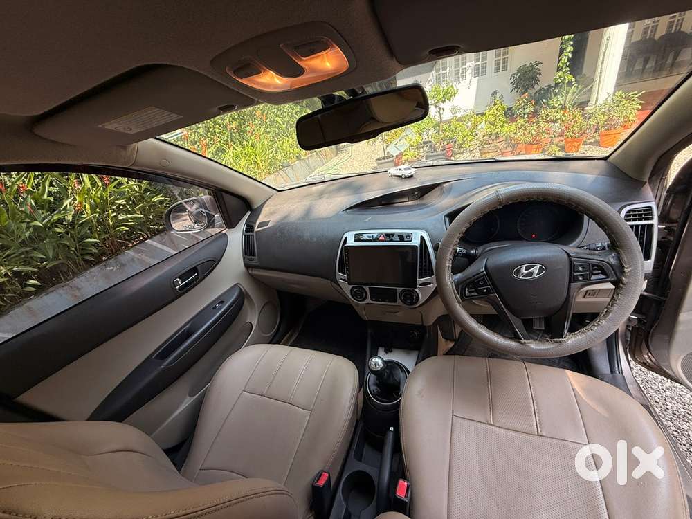 Hyundai I20 Petrol Manual 2012